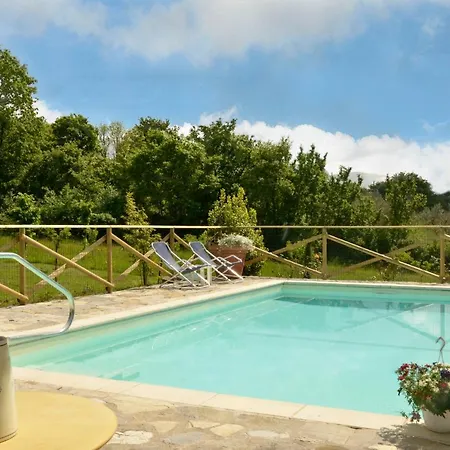 Tatil Evi Casale Le Tre Querce