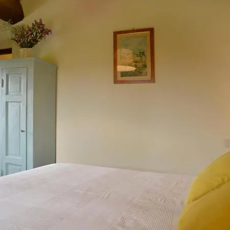 Tatil Evi Casale Le Tre Querce *